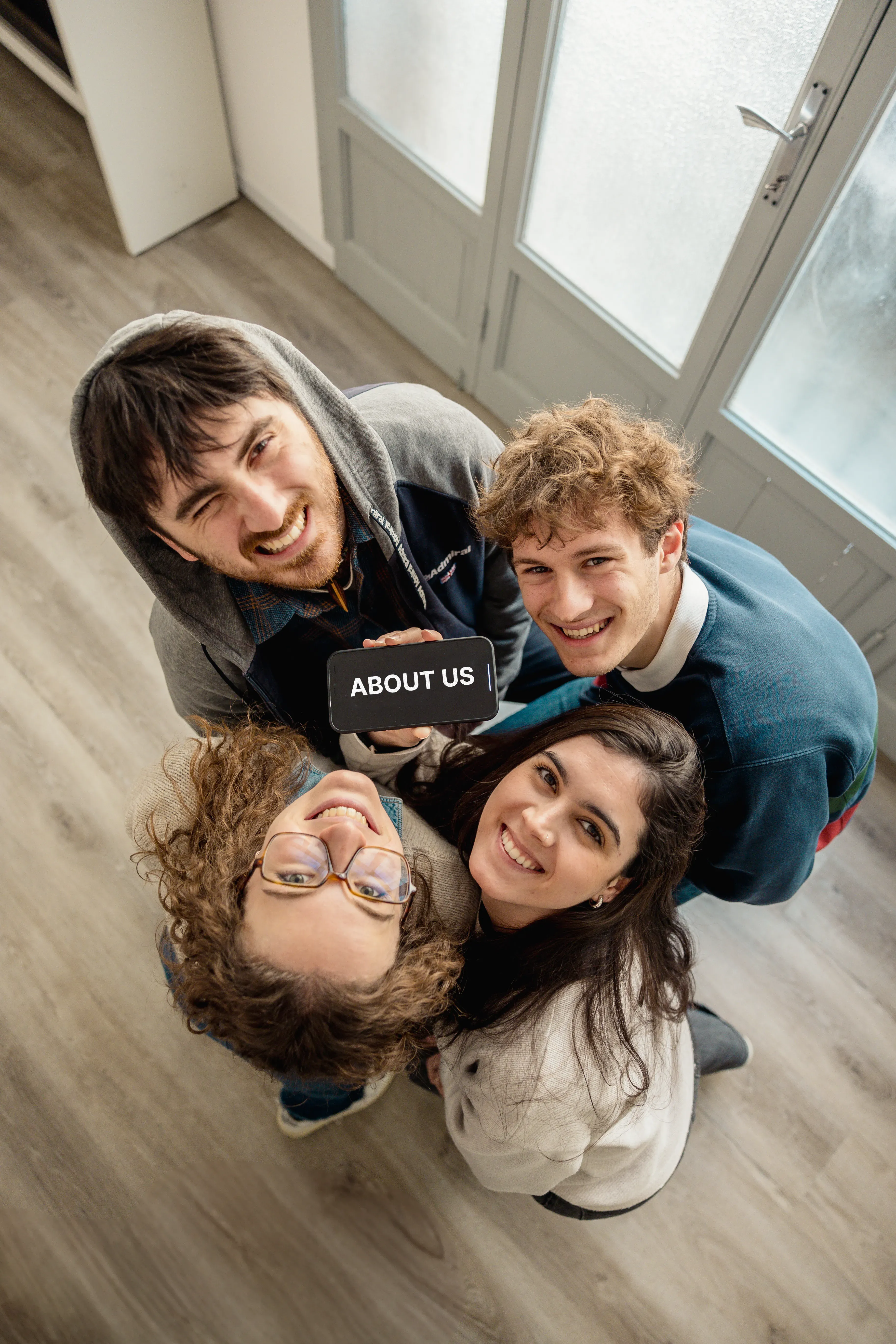 Creatività e design al servizio delle esperienze utente indimenticabili.